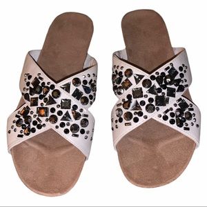 Simply Vera Black Rhinestone White Sandals